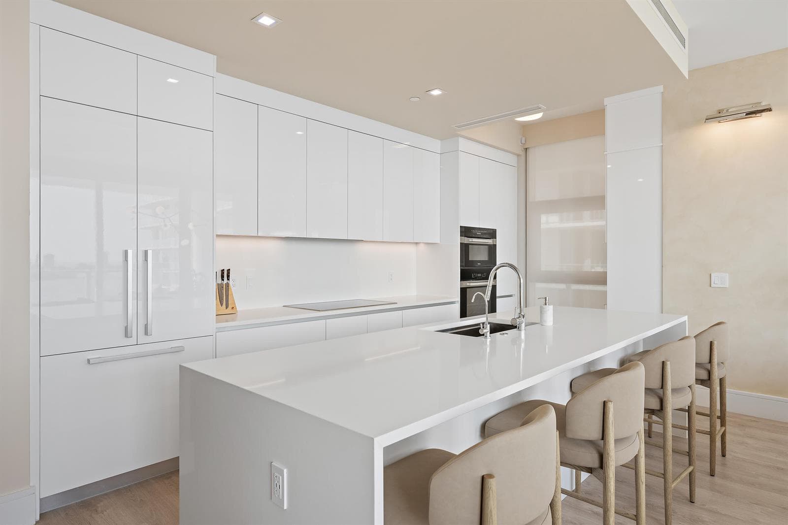 220 Lake Shore Drive 1402 photo 13