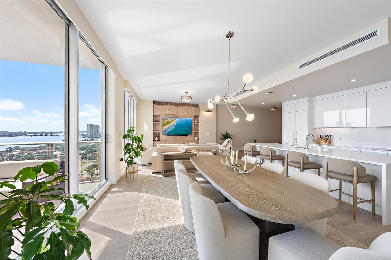 220 Lake Shore Drive 1402 photo 5
