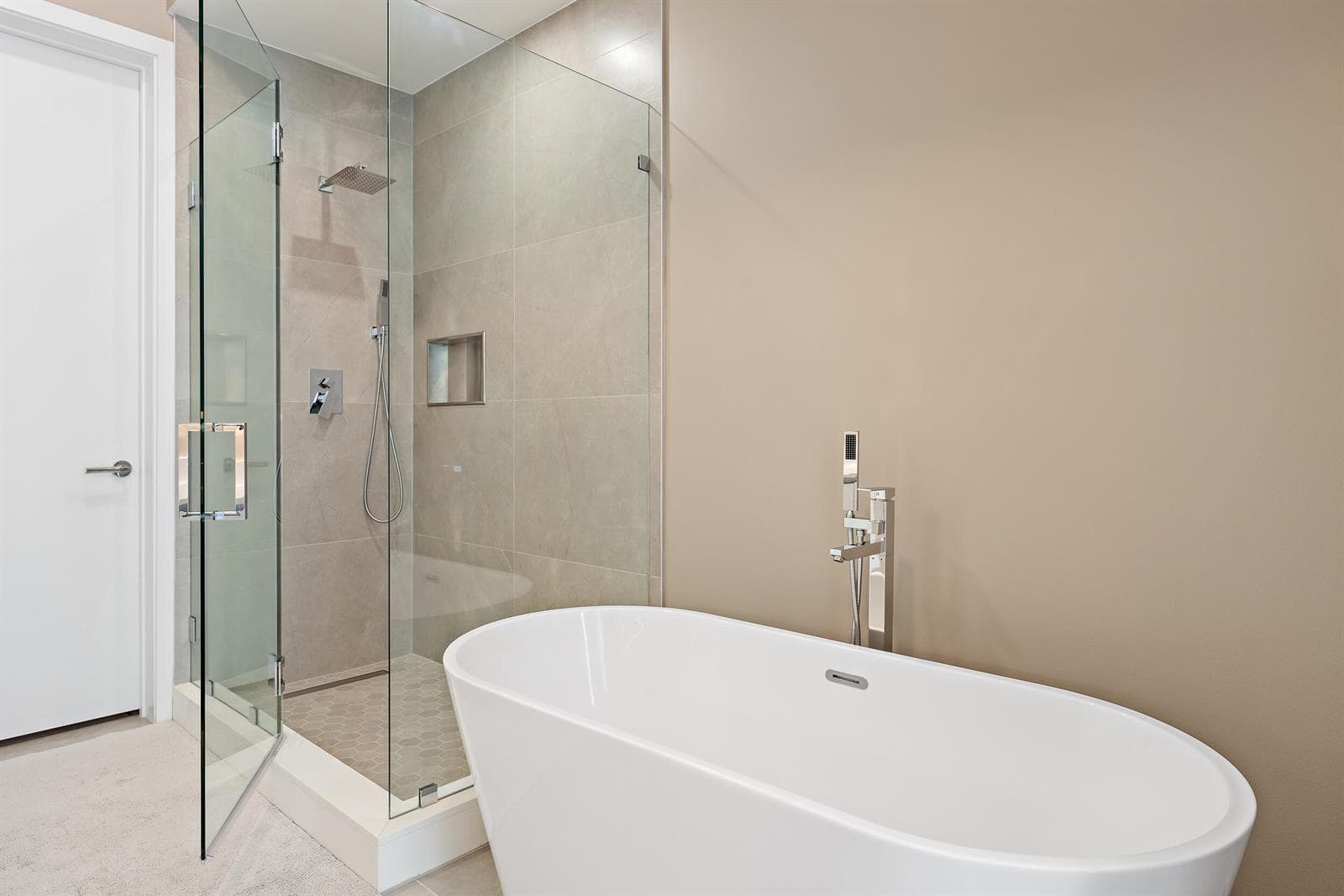 220 Lake Shore Drive 1402 photo 19