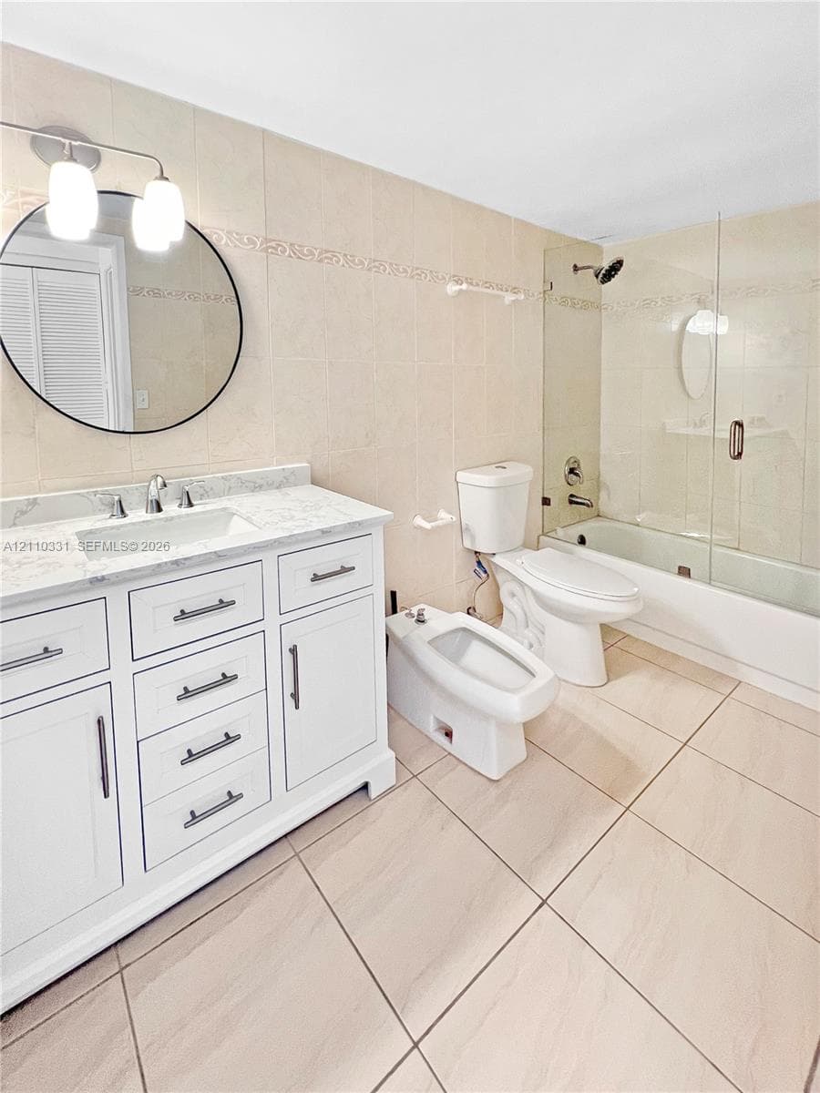2500 Parkview Dr 1716 photo 9