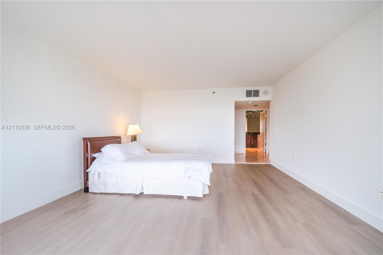 16445 Collins Ave WS-7B photo 22