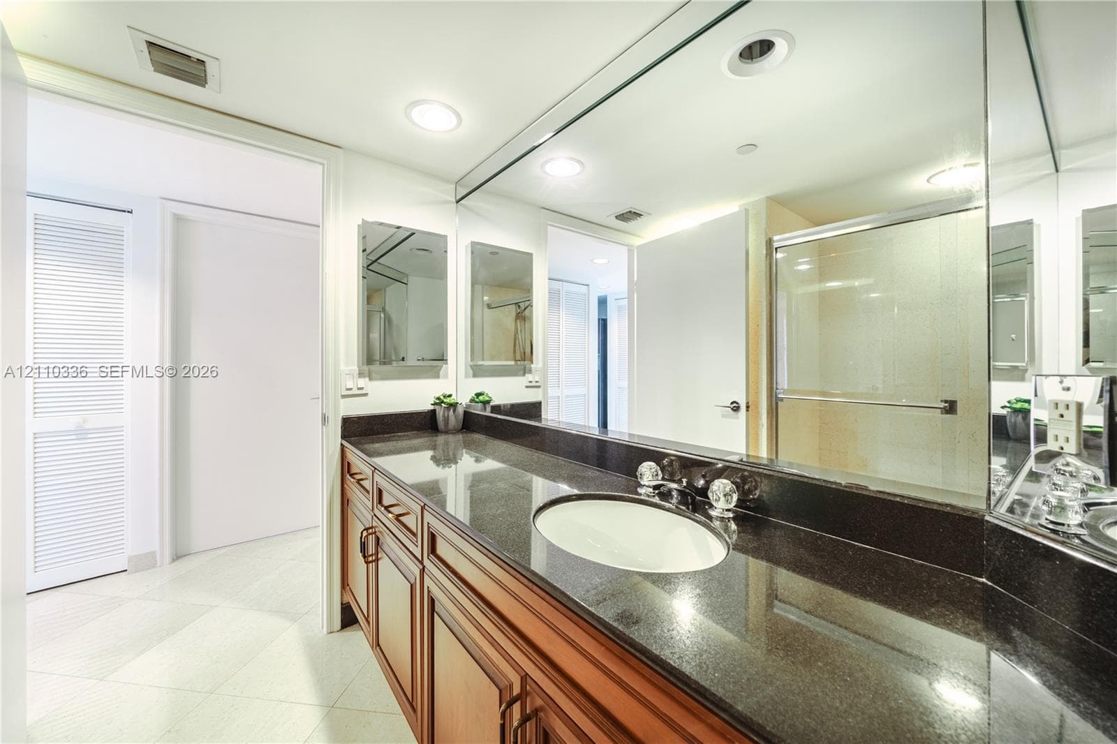 16445 Collins Ave WS-7B photo 19
