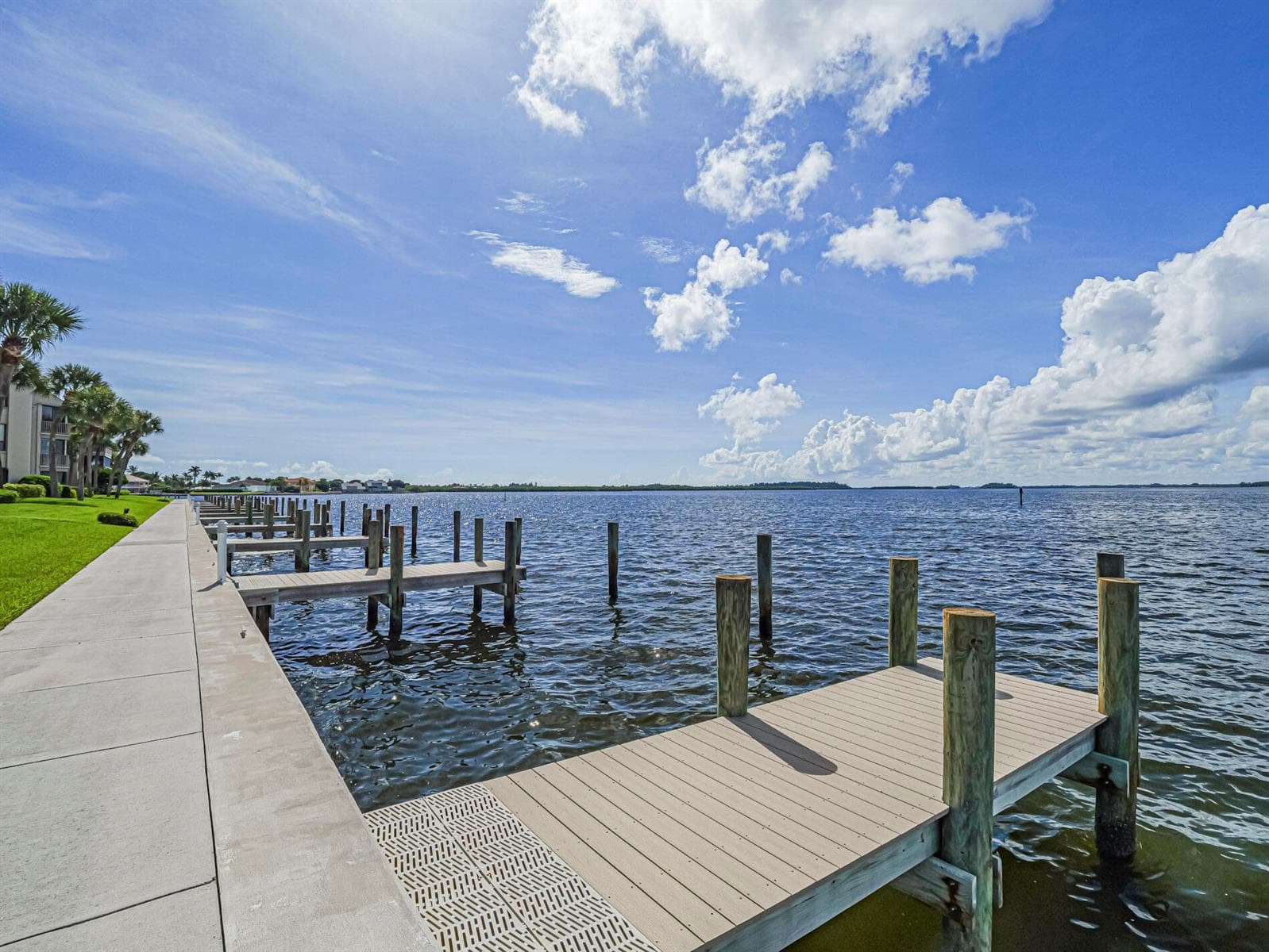 1860 Bay Road photo 6