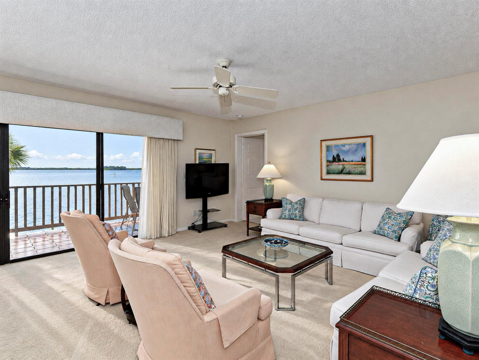1860 Bay Road photo 9