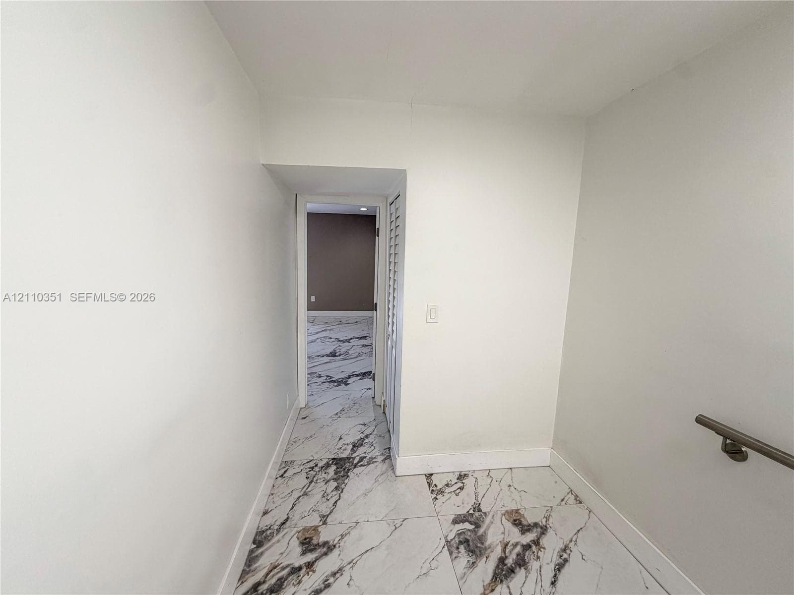 3708 NE 167th St 37 photo 11