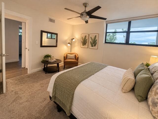 4800 Bayview Drive 306 photo 12