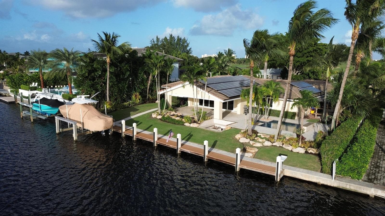 1005 COUNTRY CLUB Drive 3