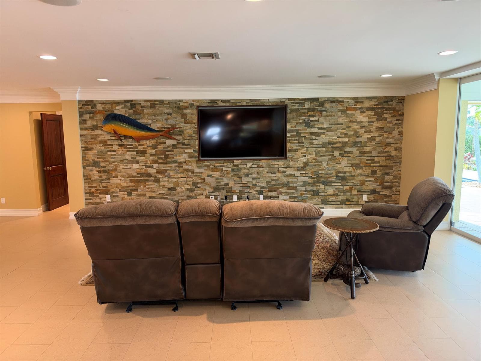 1005 COUNTRY CLUB Drive photo 19
