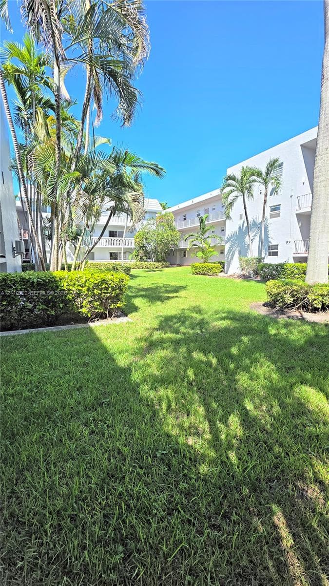 100 Edgewater Dr 115 photo 5