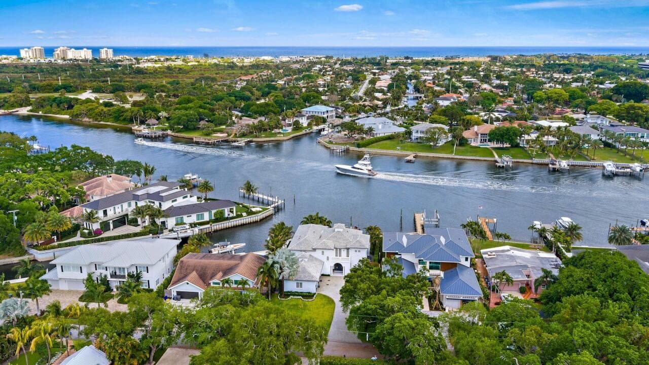 12864 S Shore Drive photo 6
