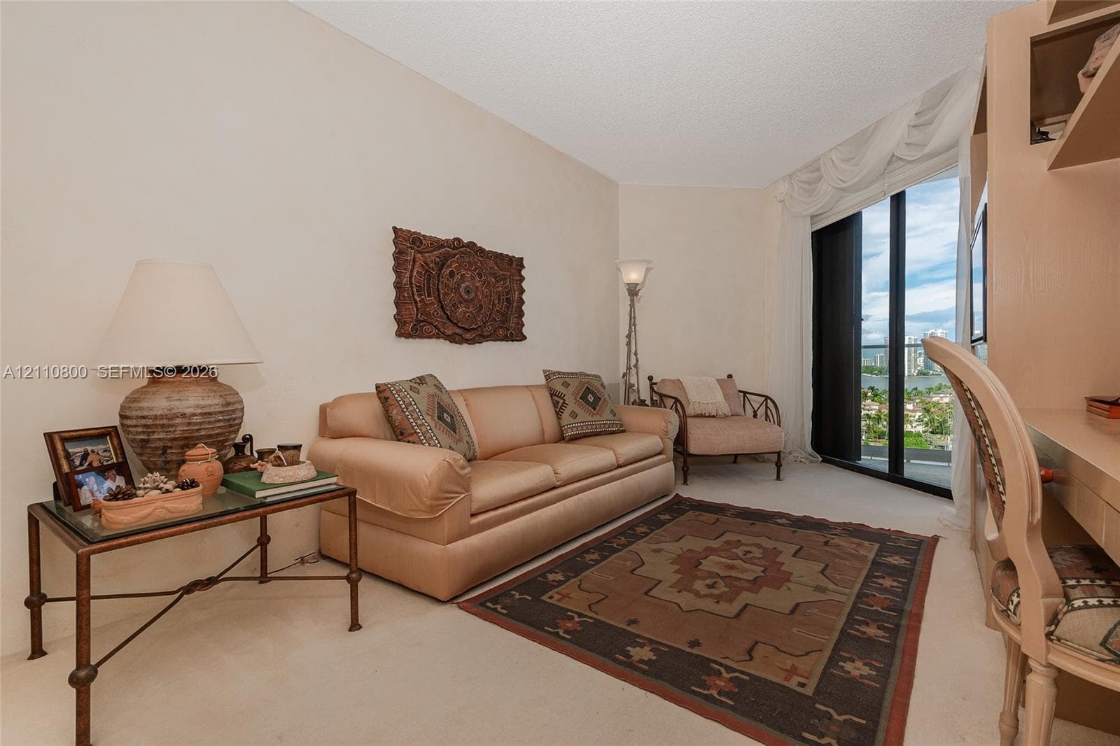 2800 Island Blvd 1105 photo 23