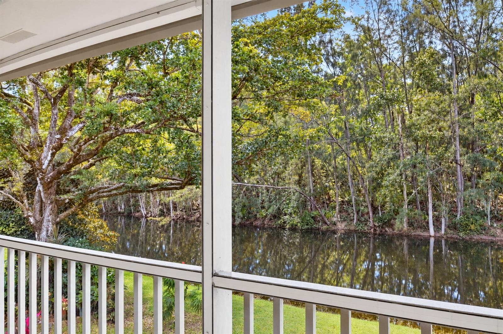 150 LAKE MERYL Drive 244 photo 24