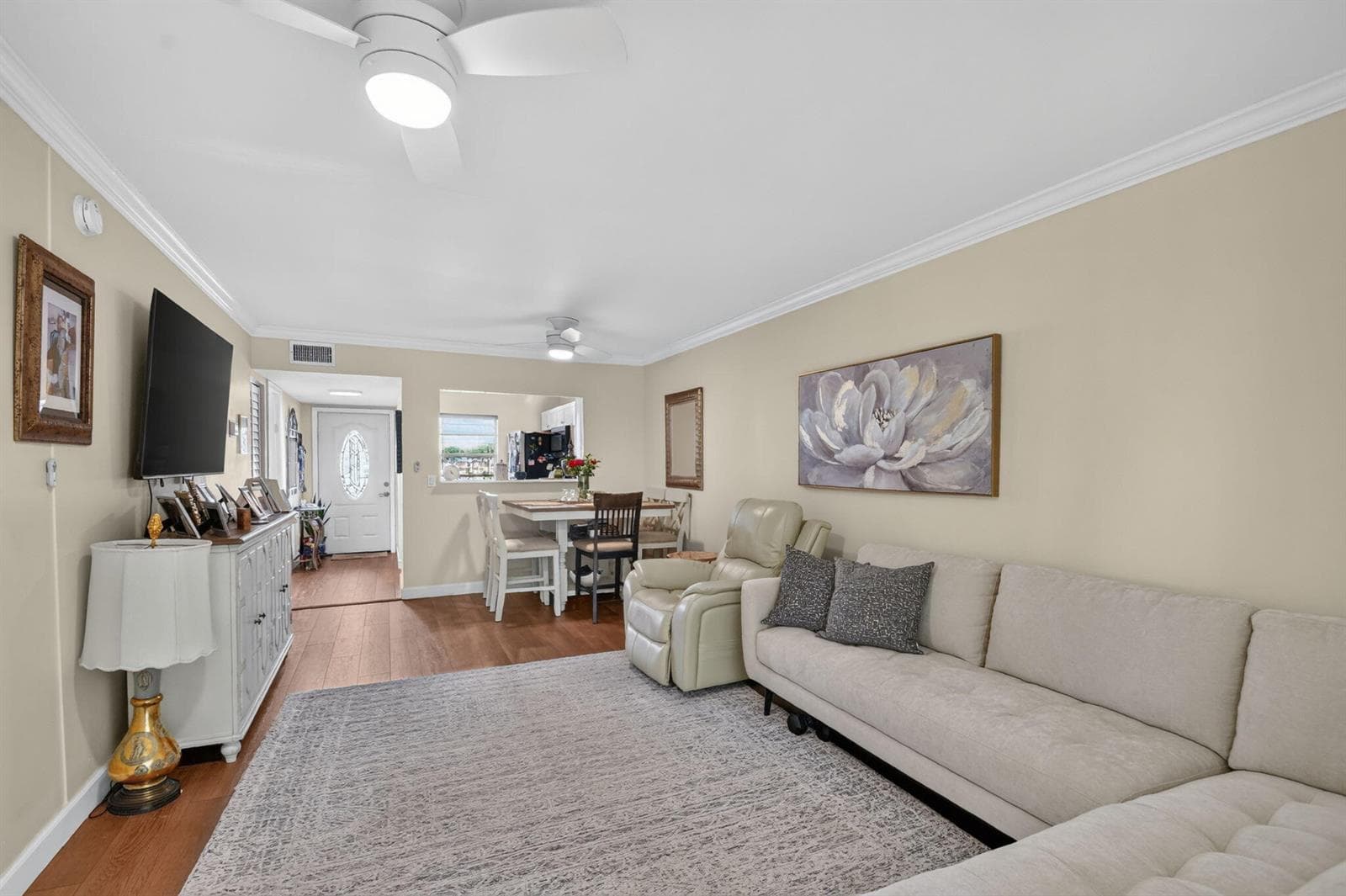 150 LAKE MERYL Drive 244 photo 10