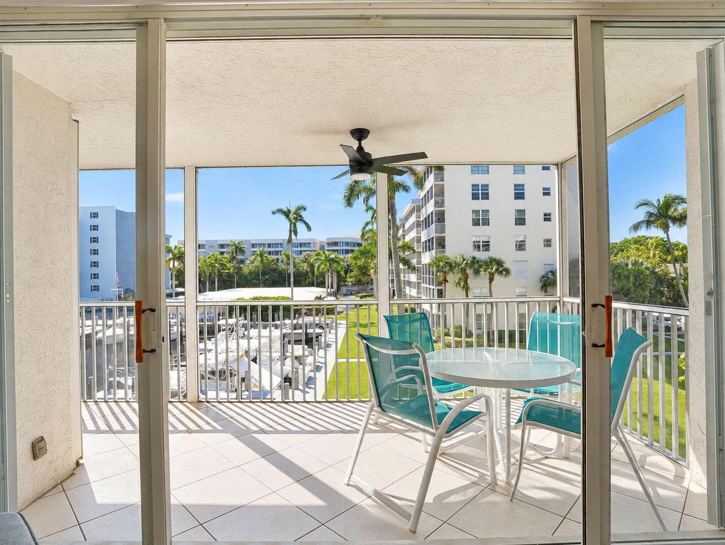 1 HARBOURSIDE Drive 4302 photo 12