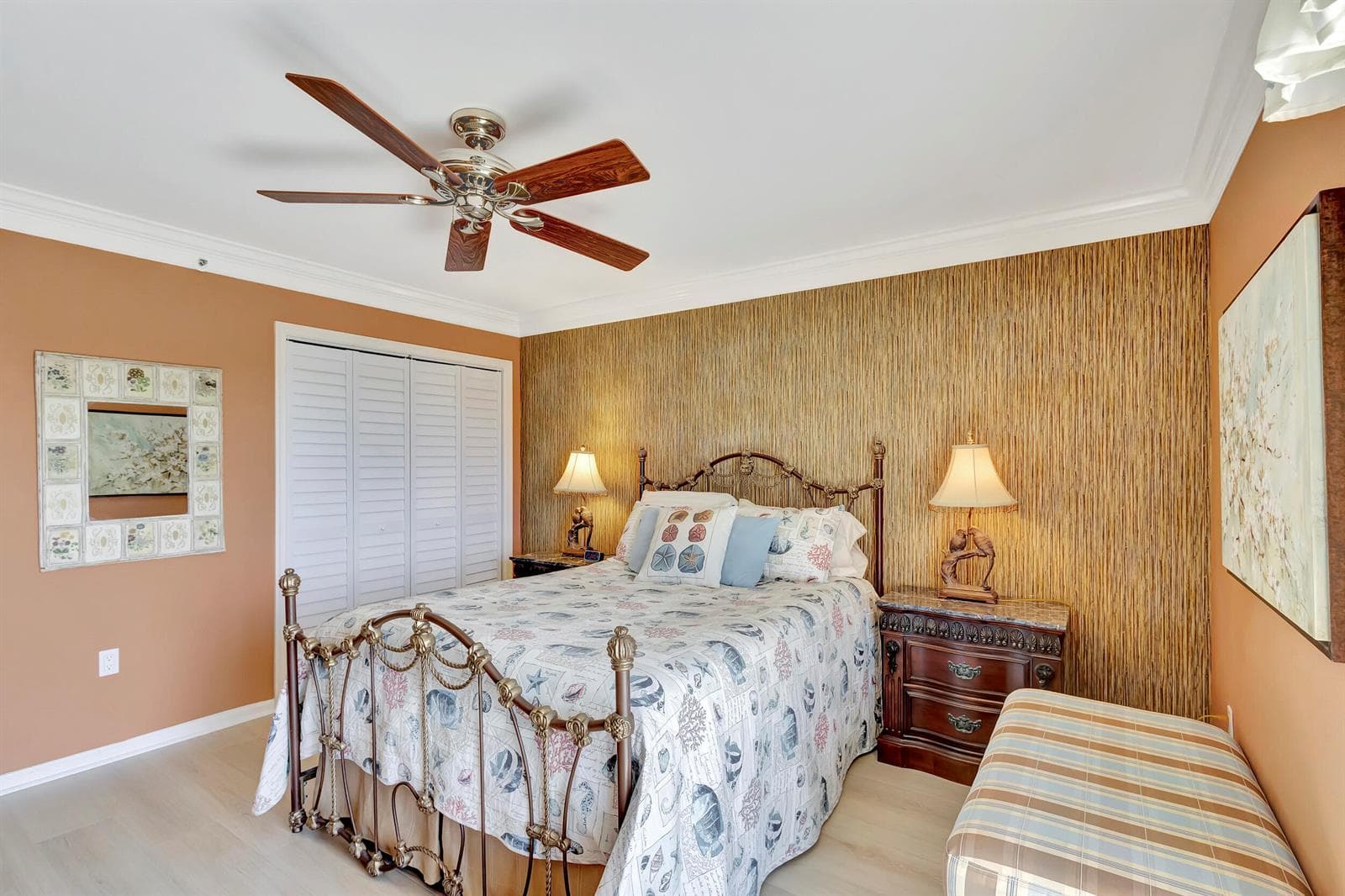 400 S Beach Road 701 photo 23