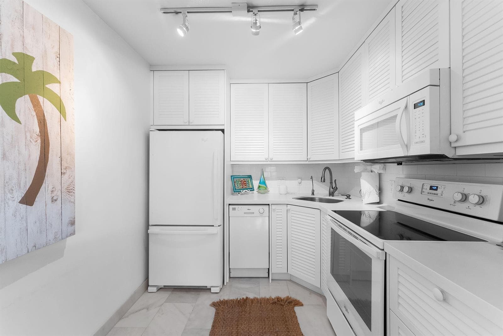 2830 NE 30TH Street 10 photo 12