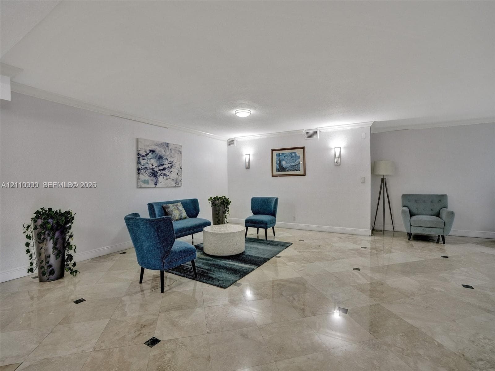 800 Parkview Dr 131 photo 24