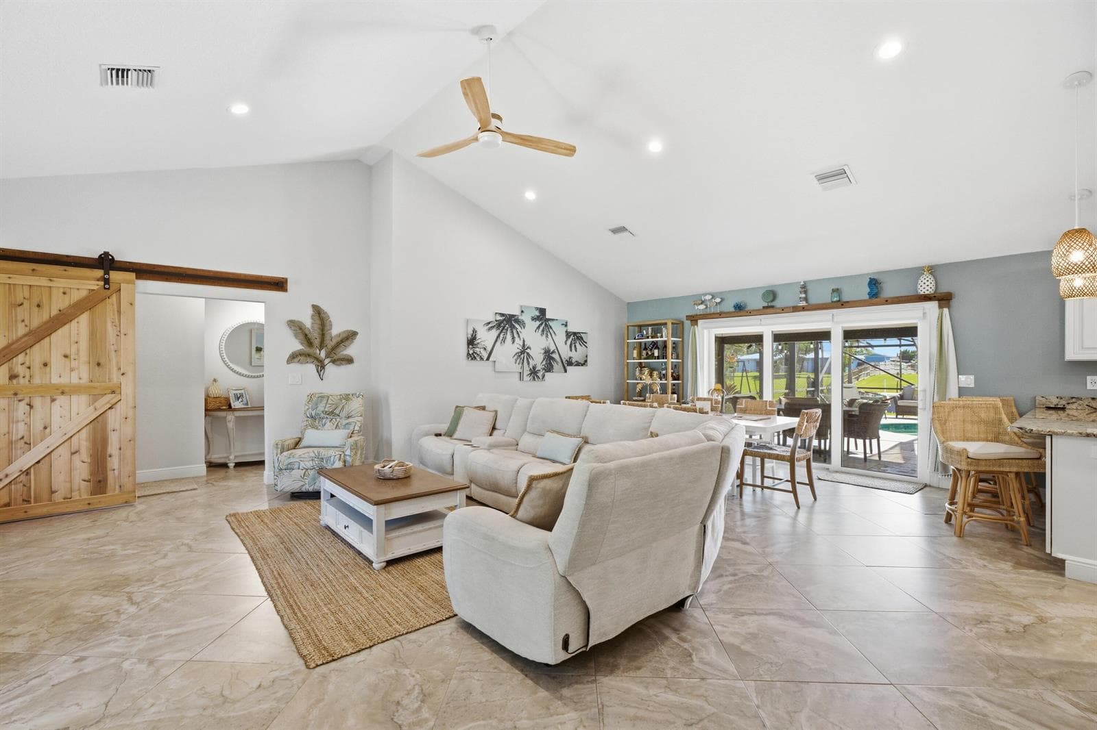 320 S Naranja Avenue photo 5
