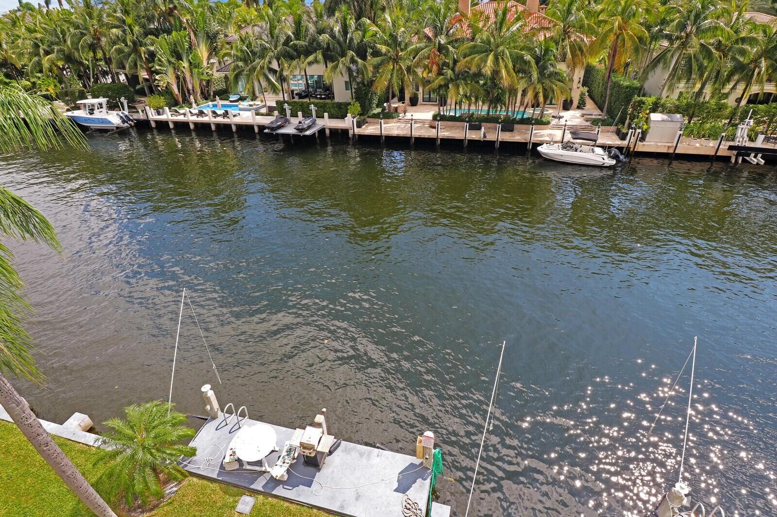 180 ISLE OF VENICE Drive 431 photo 17