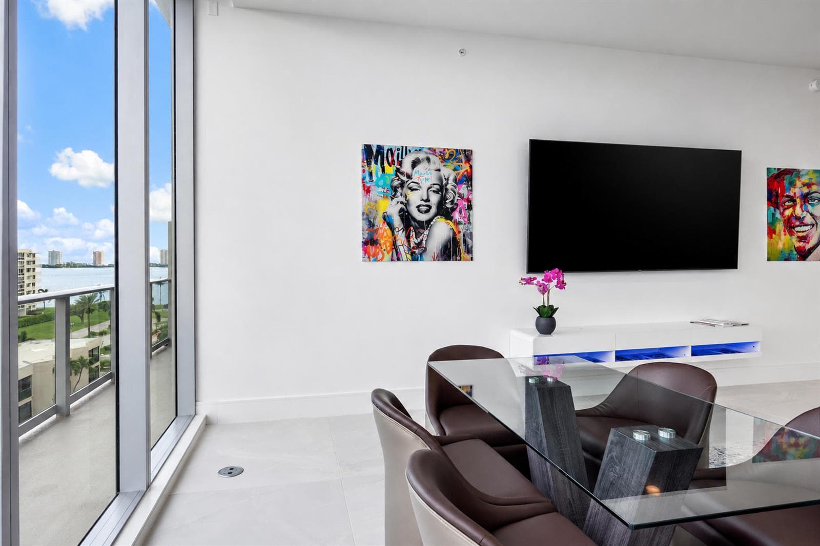 220 Lake Shore Drive 621 photo 6