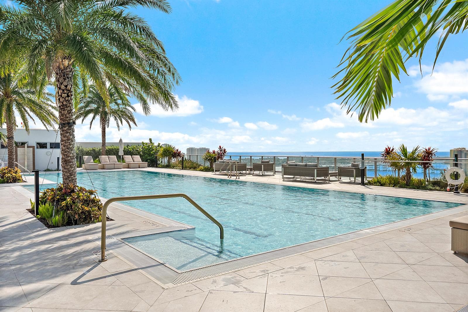 220 Lake Shore Drive 621 photo 24