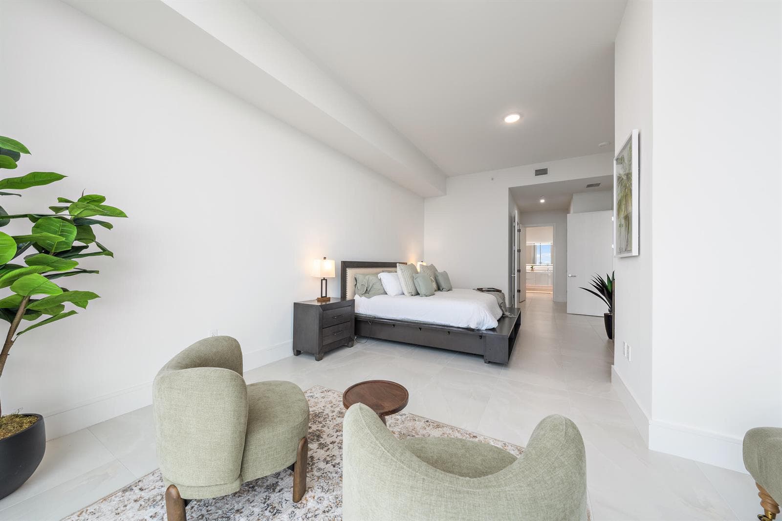 220 Lake Shore Drive 621 photo 10