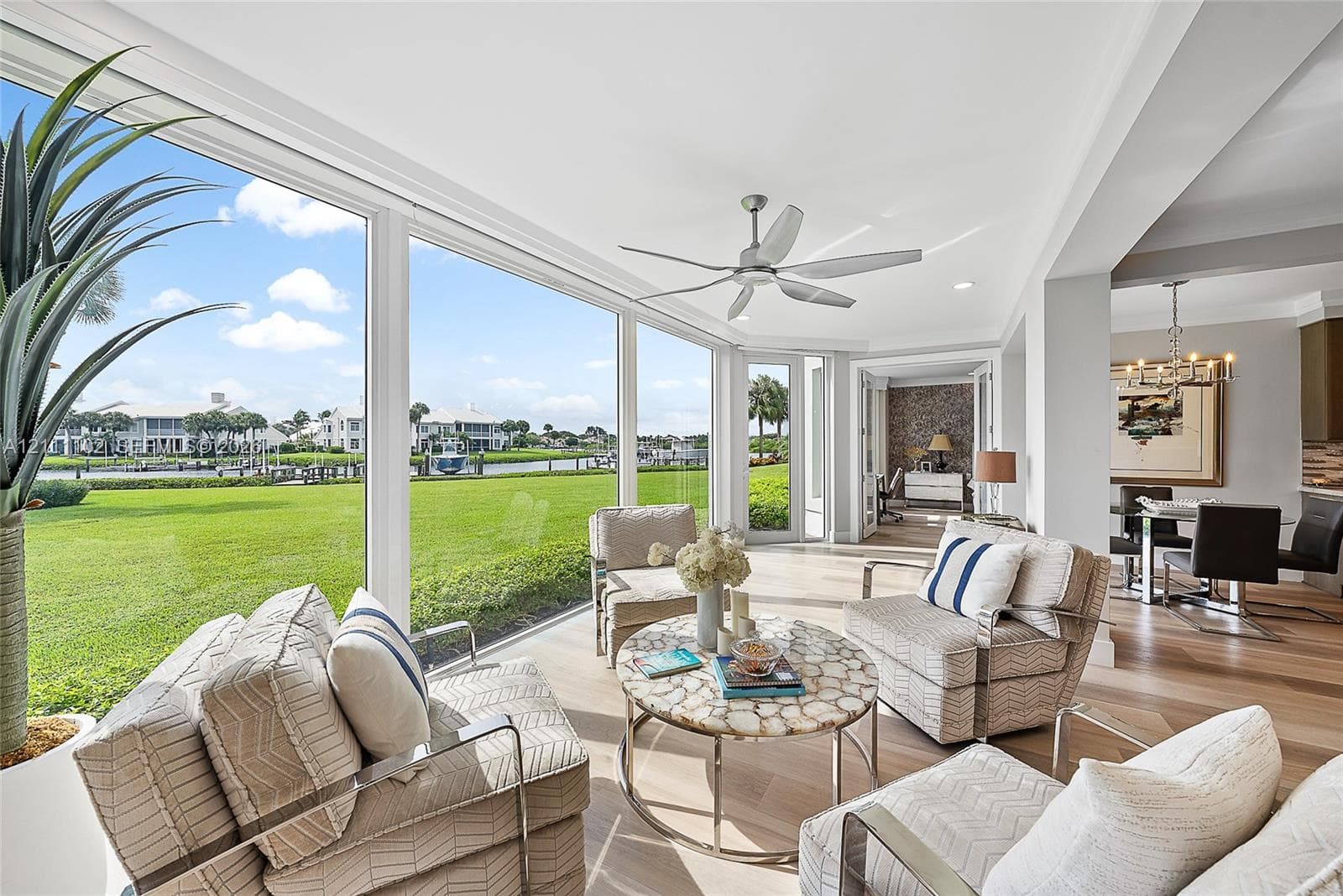 360 Spyglass Way photo 4