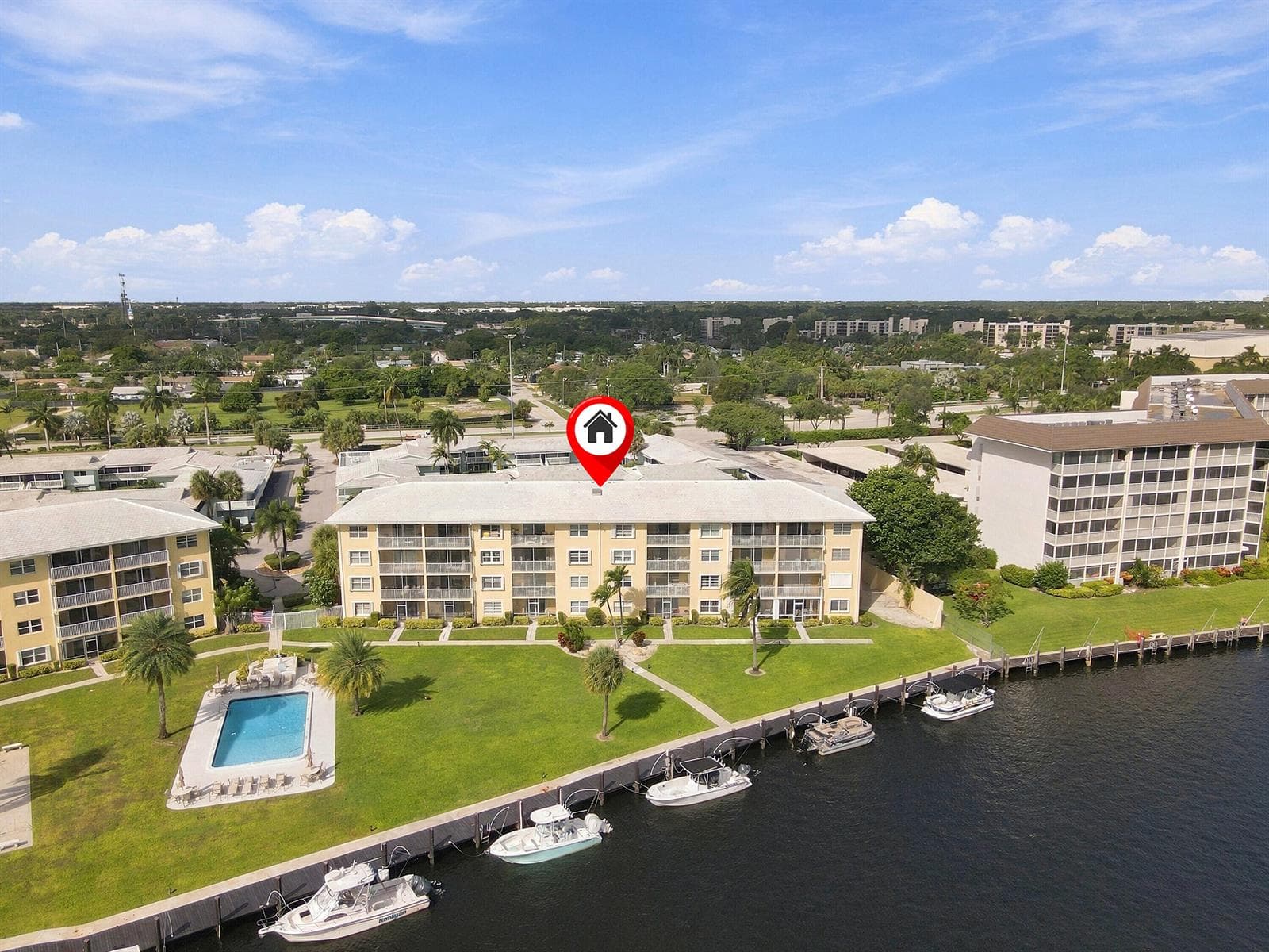 330 N FEDERAL Highway 108 photo 22