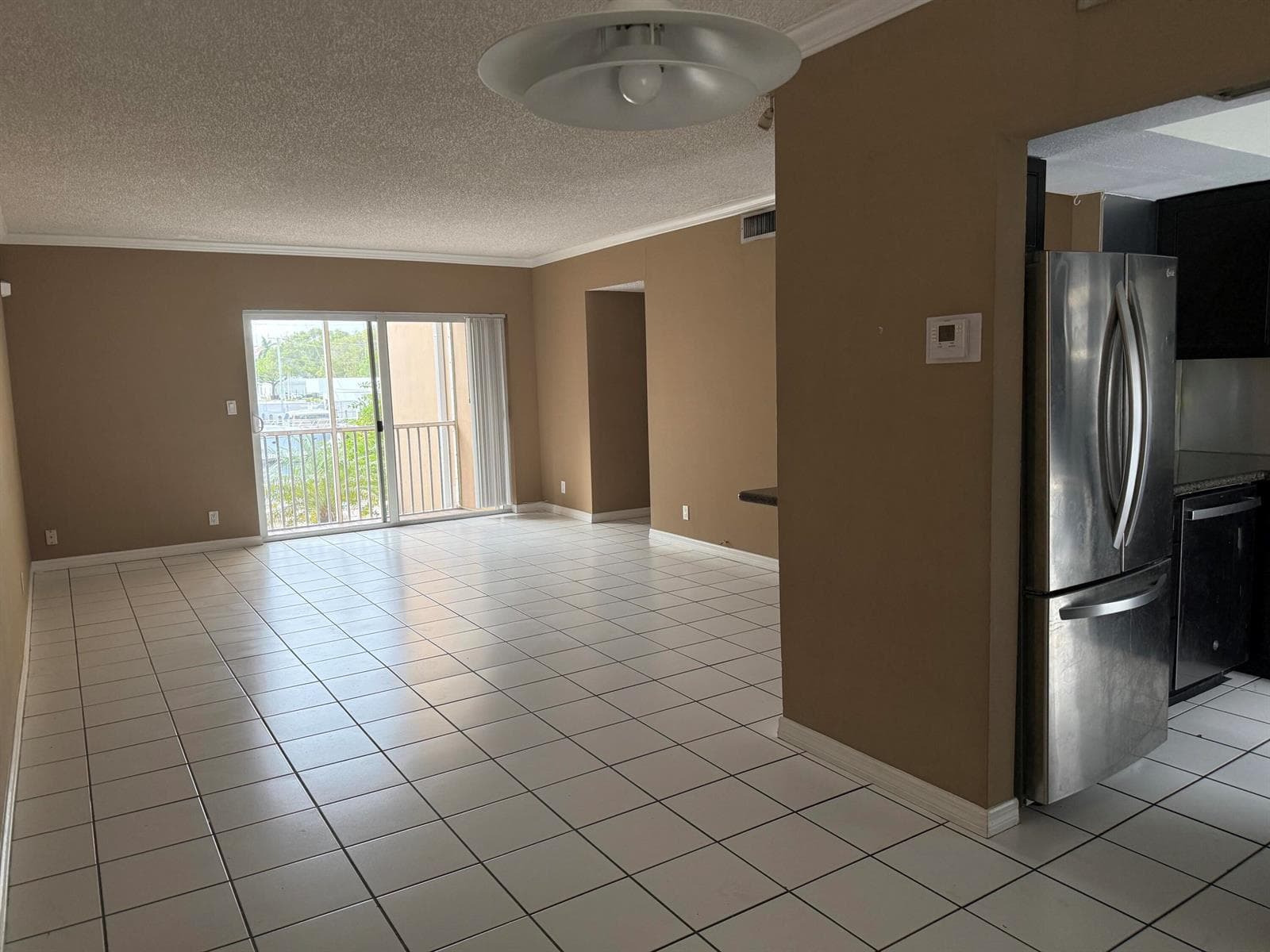 1510 SE 15th Street 205 photo 4
