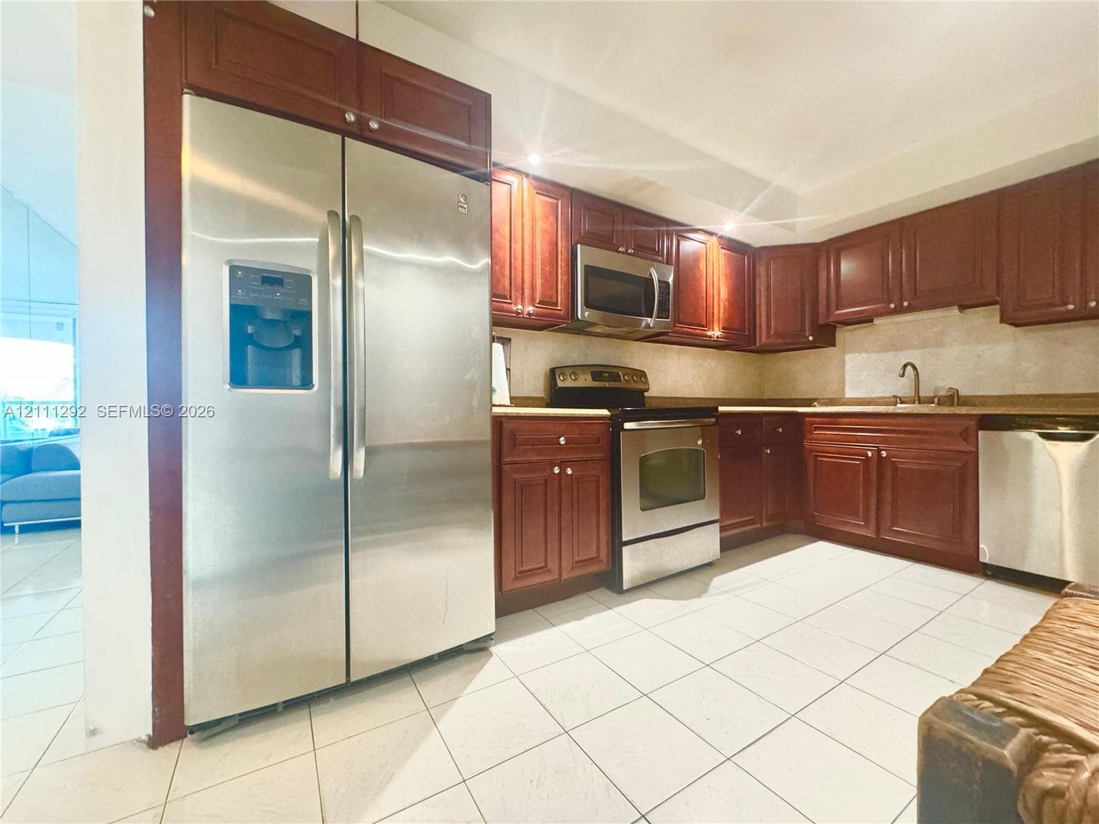 3800 S Ocean Dr 317 photo 3
