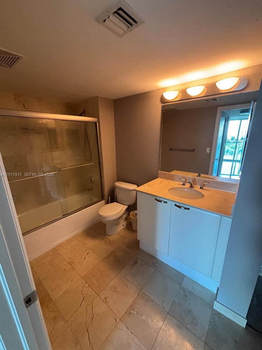 2101 Brickell Ave 711 photo 7