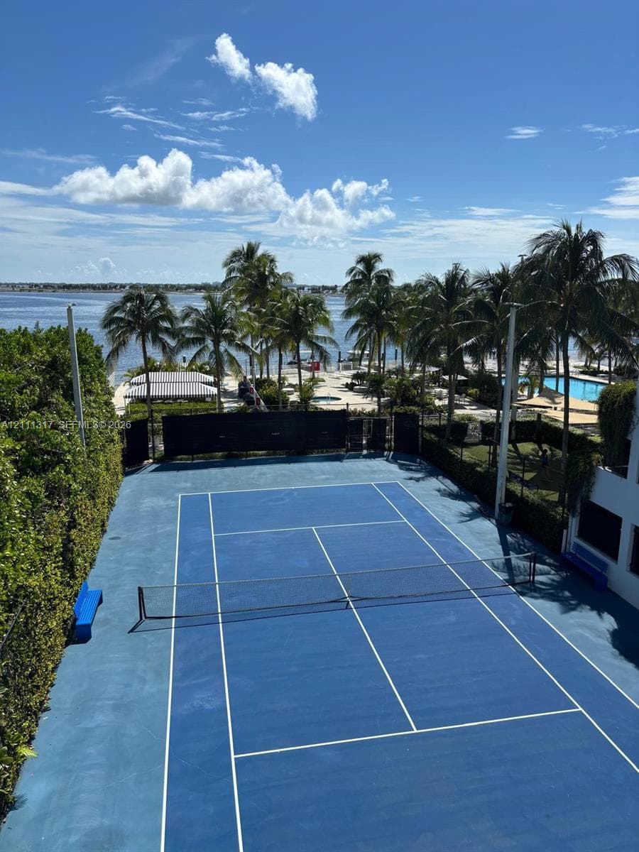 2101 Brickell Ave 711 photo 18