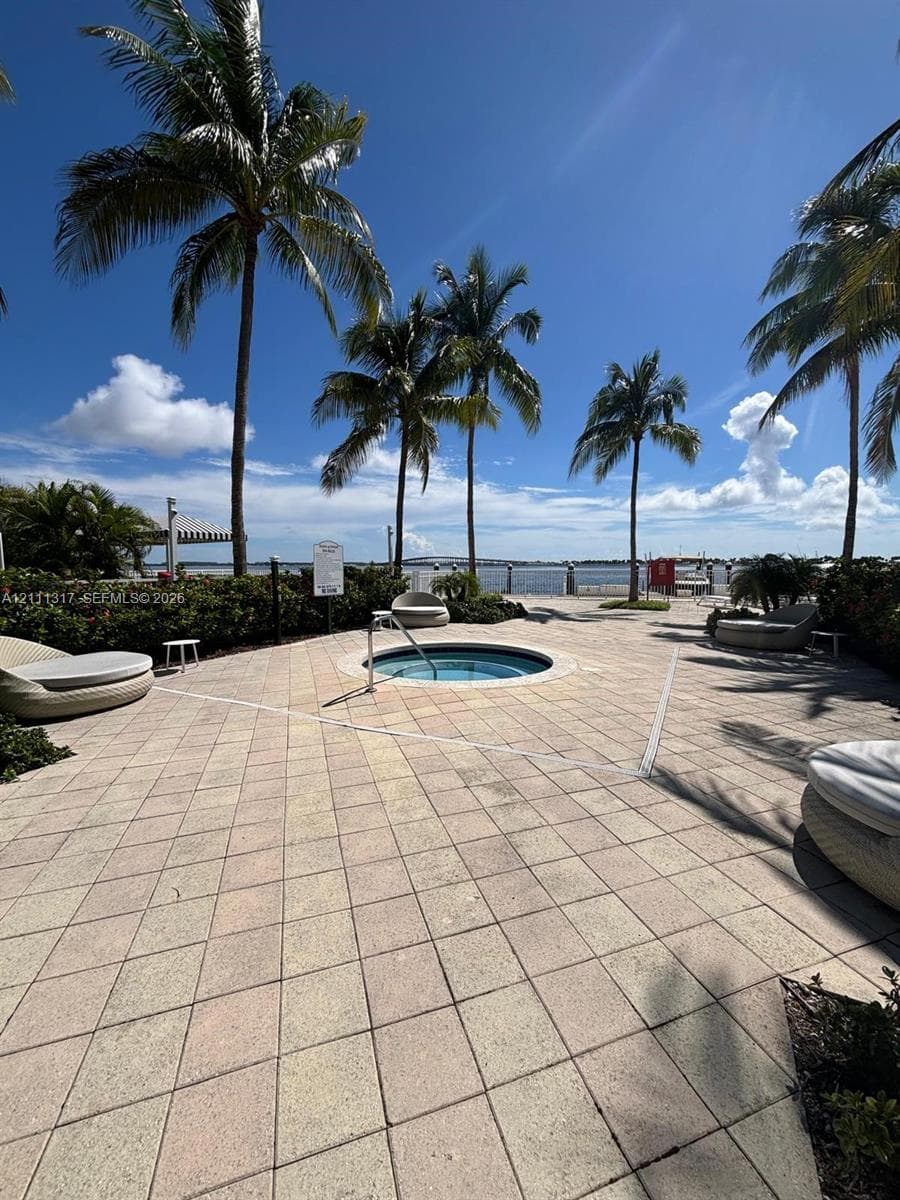 2101 Brickell Ave 711 photo 15
