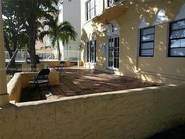 7149 Bay Dr 5 photo 2