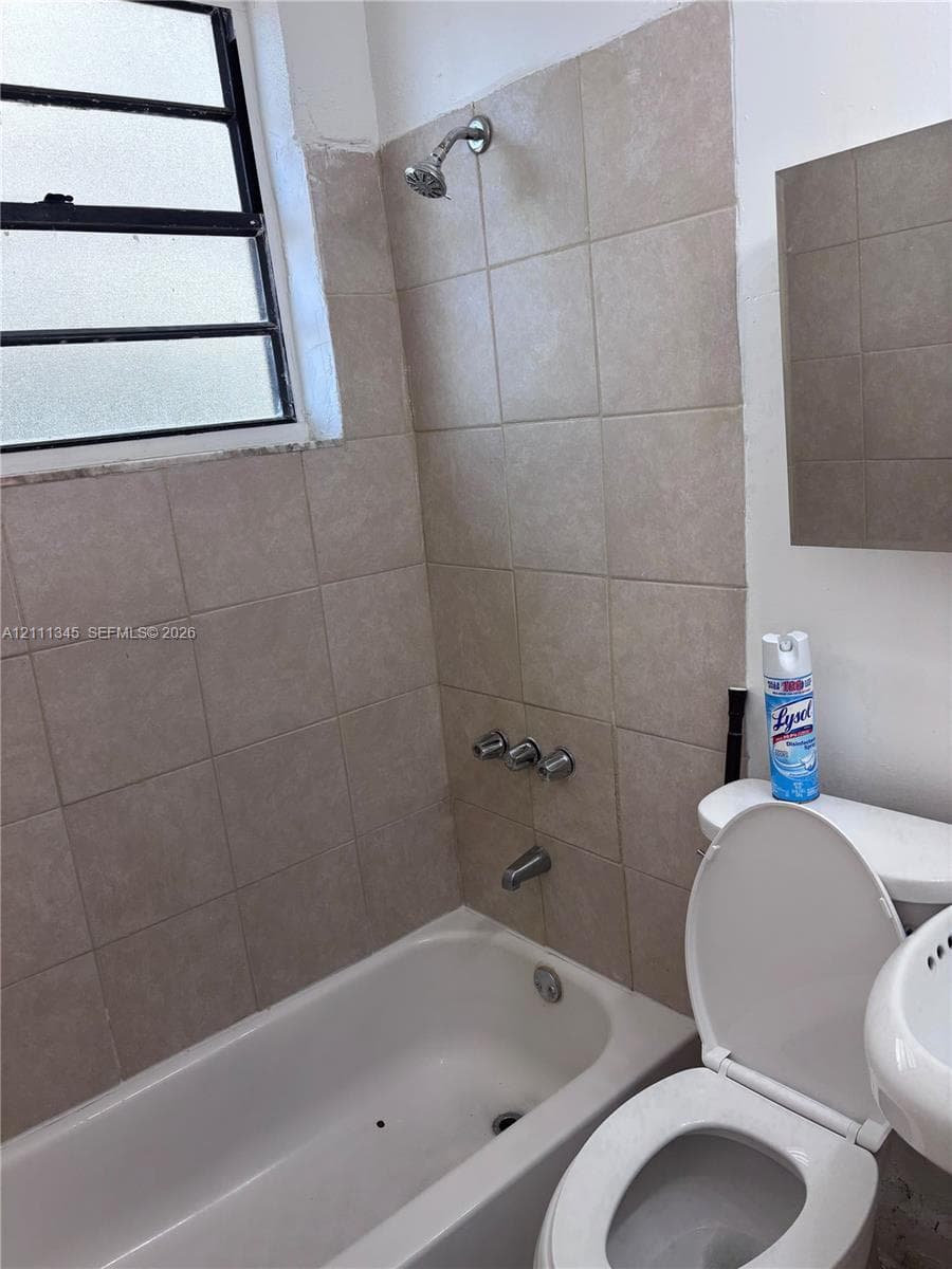7149 Bay Dr 5 photo 10