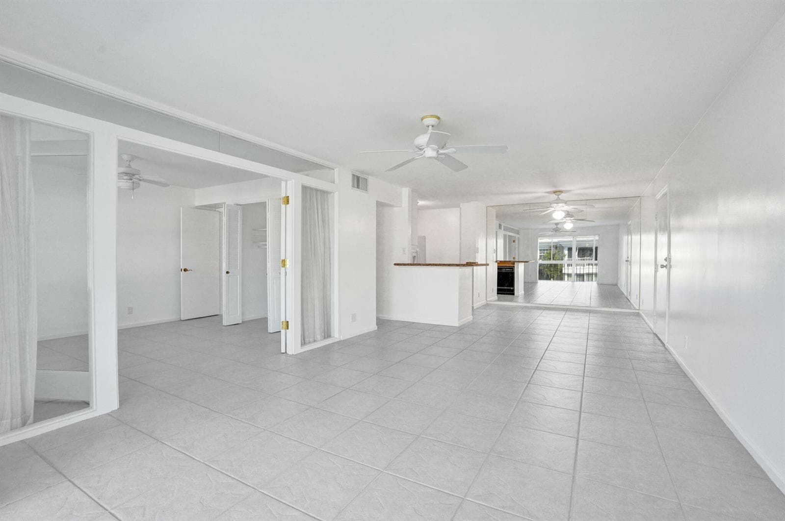 6469 BAY CLUB Drive 3 photo 12