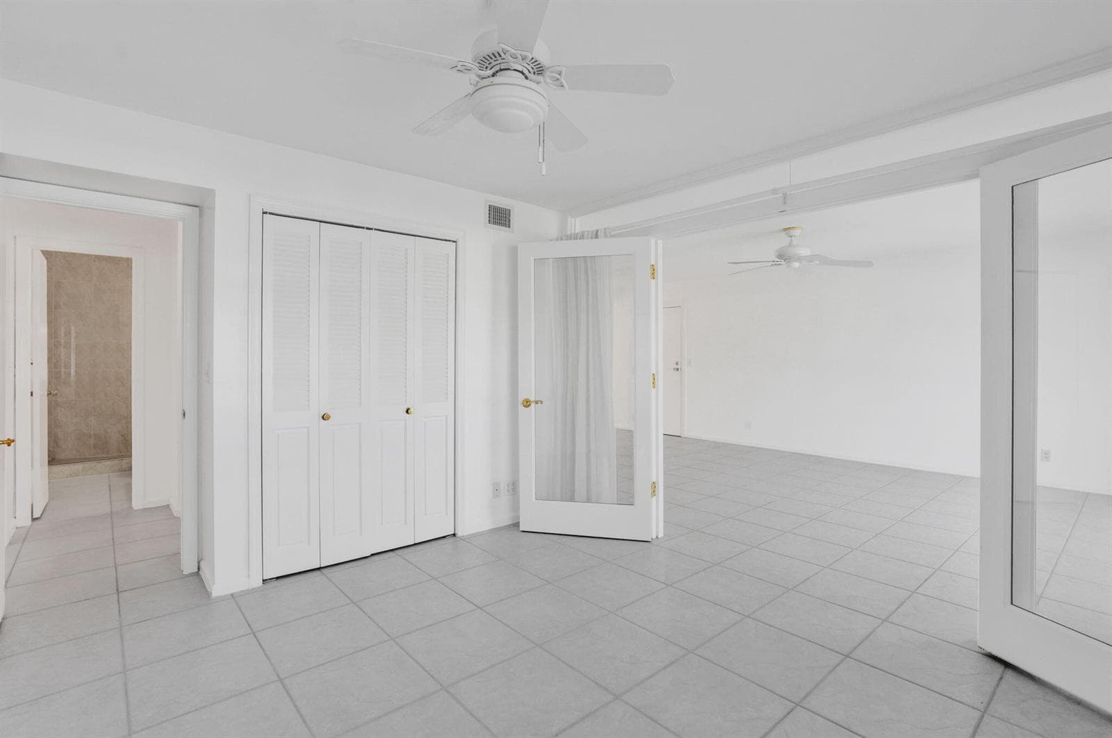 6469 BAY CLUB Drive 3 photo 22