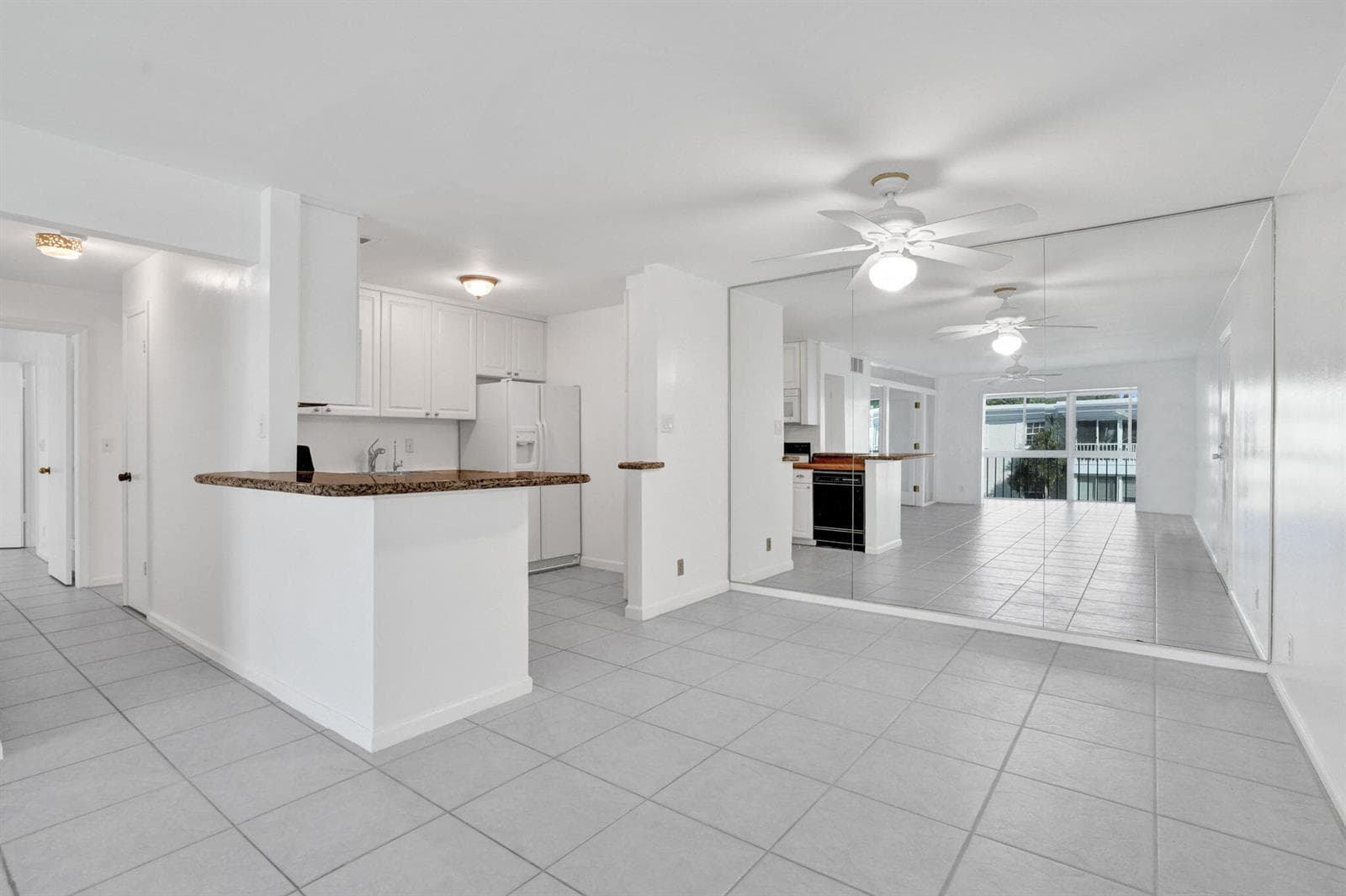 6469 BAY CLUB Drive 3 photo 3