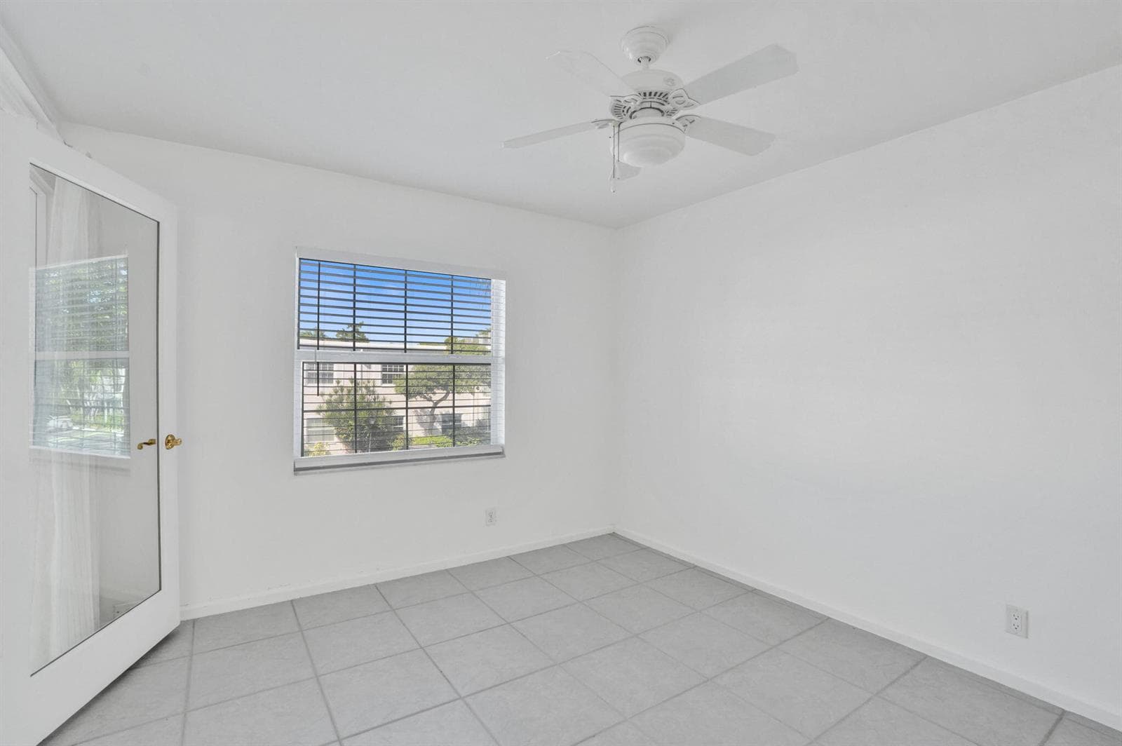 6469 BAY CLUB Drive 3 photo 25