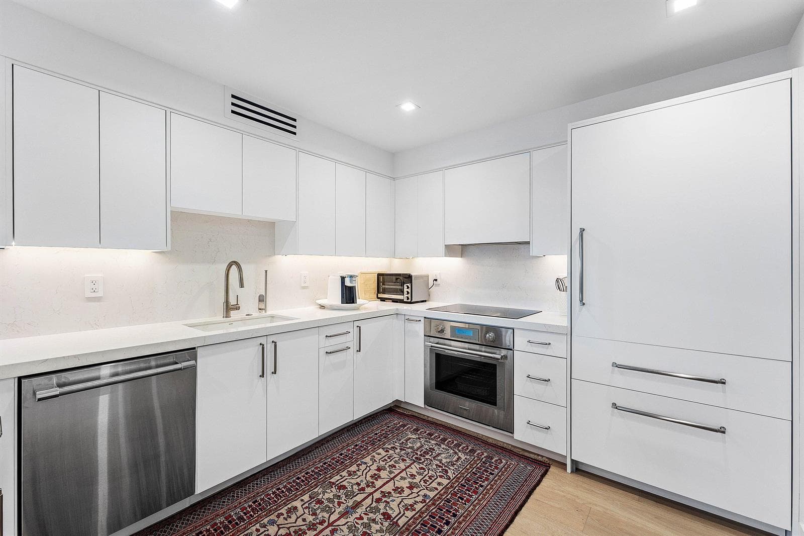 50 East Road 3C photo 7