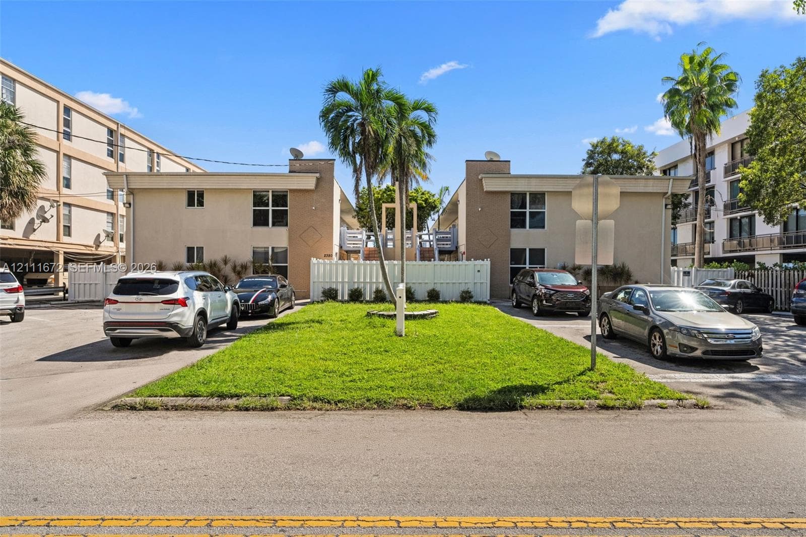 2380 Diana Dr 8 photo 1
