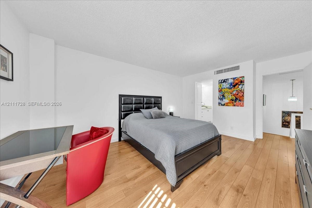 3401 N Country Club Dr 110 photo 19