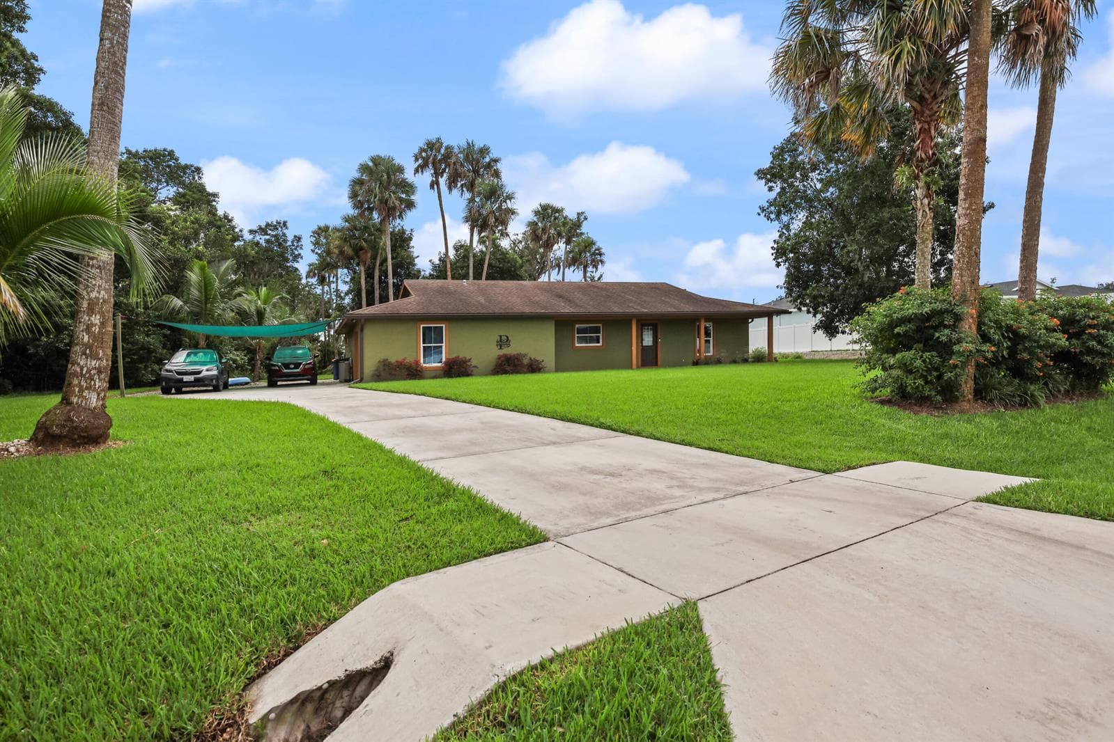 15440 SW Palm Drive photo 2
