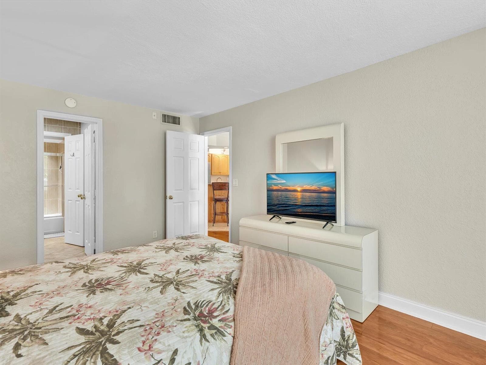 1421 S OCEAN Boulevard 214 photo 20