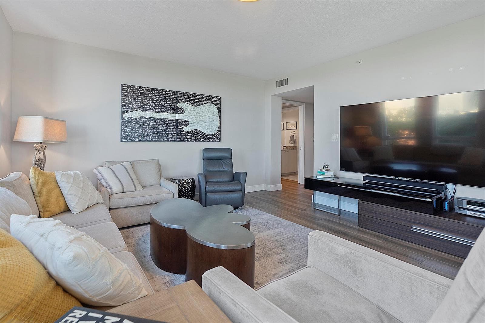 610 W LAS OLAS Boulevard 413N photo 6