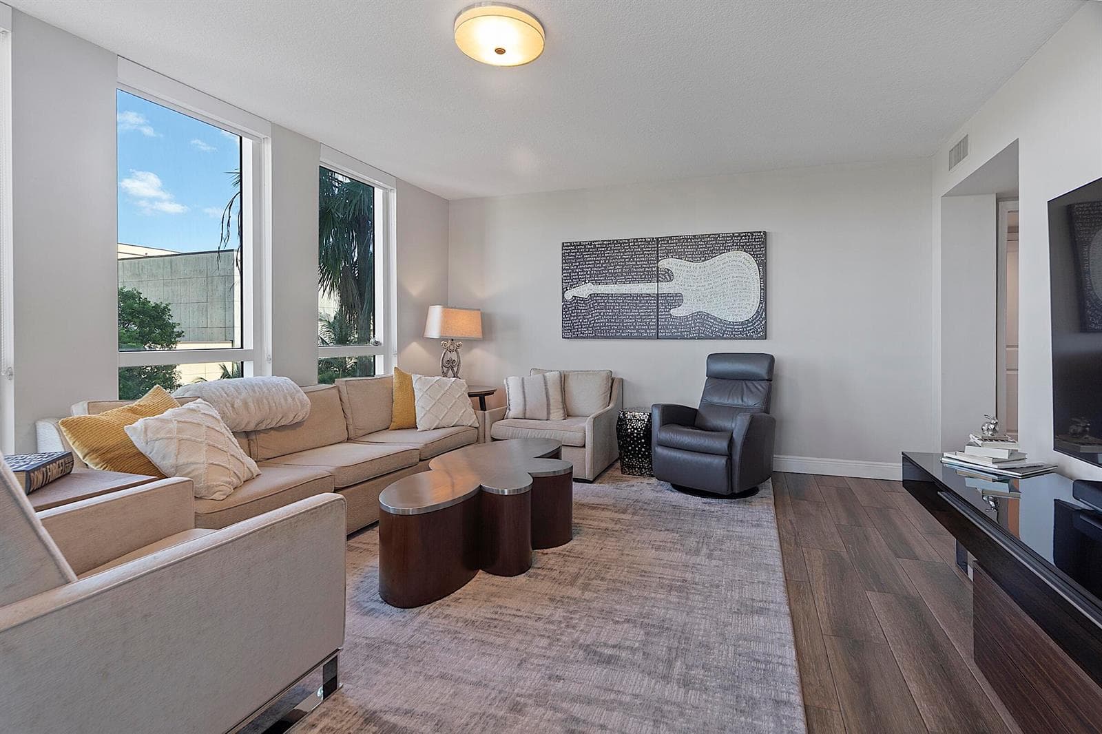 610 W LAS OLAS Boulevard 413N photo 7