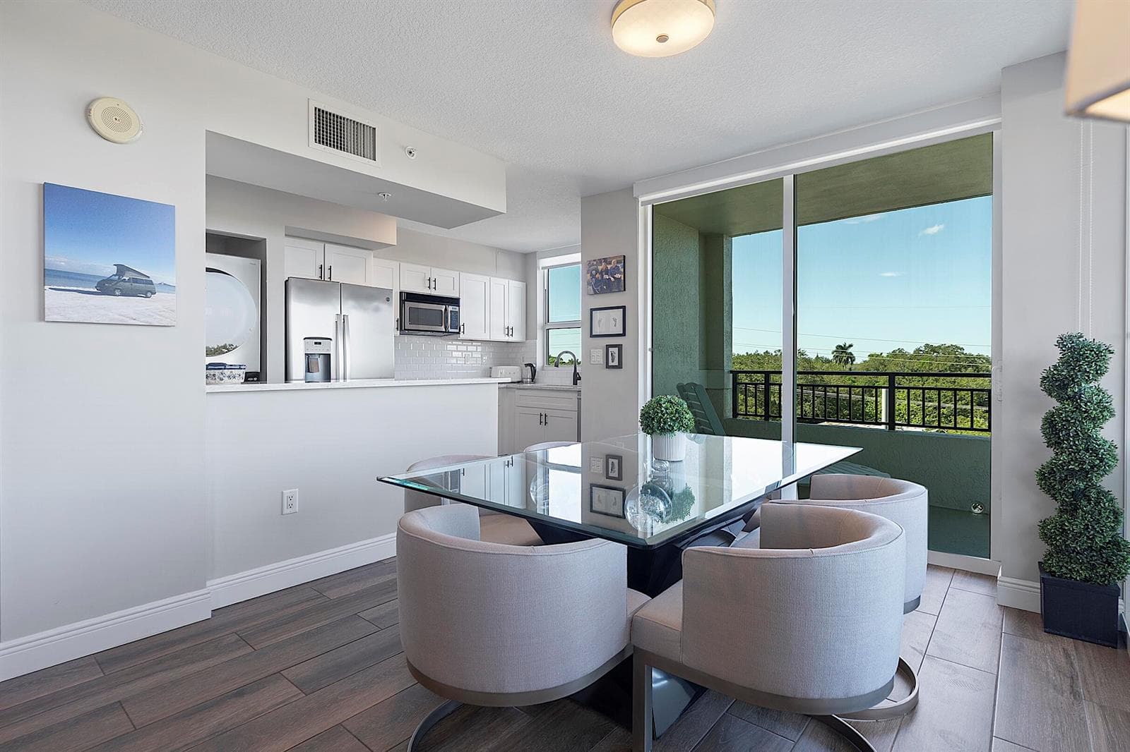 610 W LAS OLAS Boulevard 413N photo 10