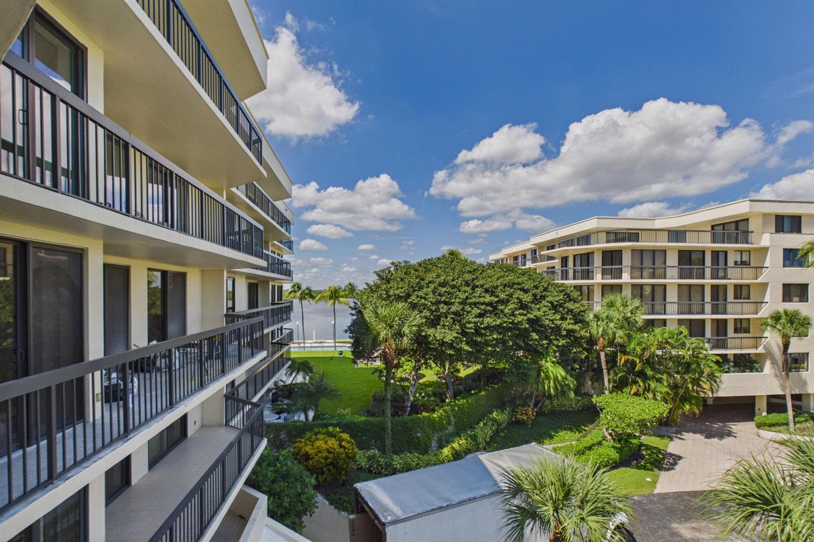 2778 S OCEAN Boulevard 305S photo 21