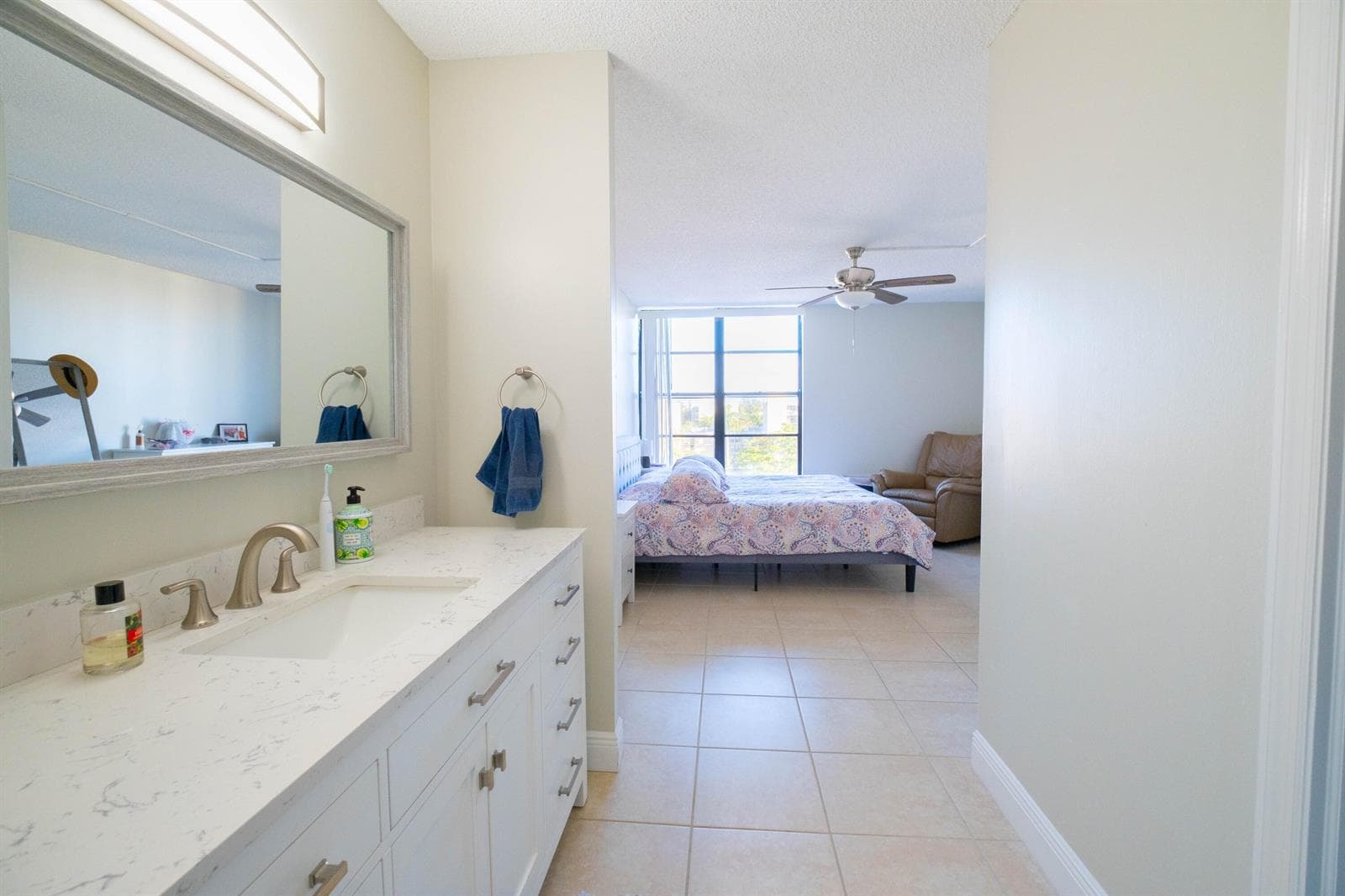 4 ROYAL PALM Way 6050 photo 22