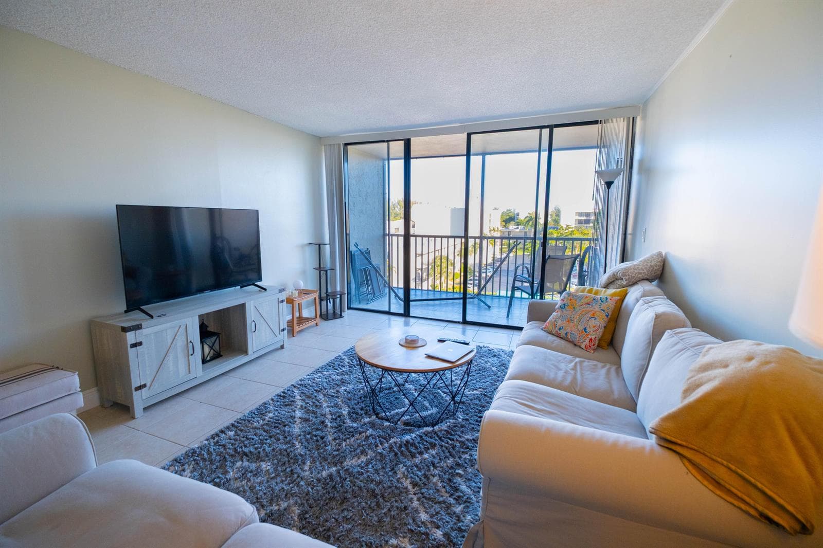 4 ROYAL PALM Way 6050 photo 10